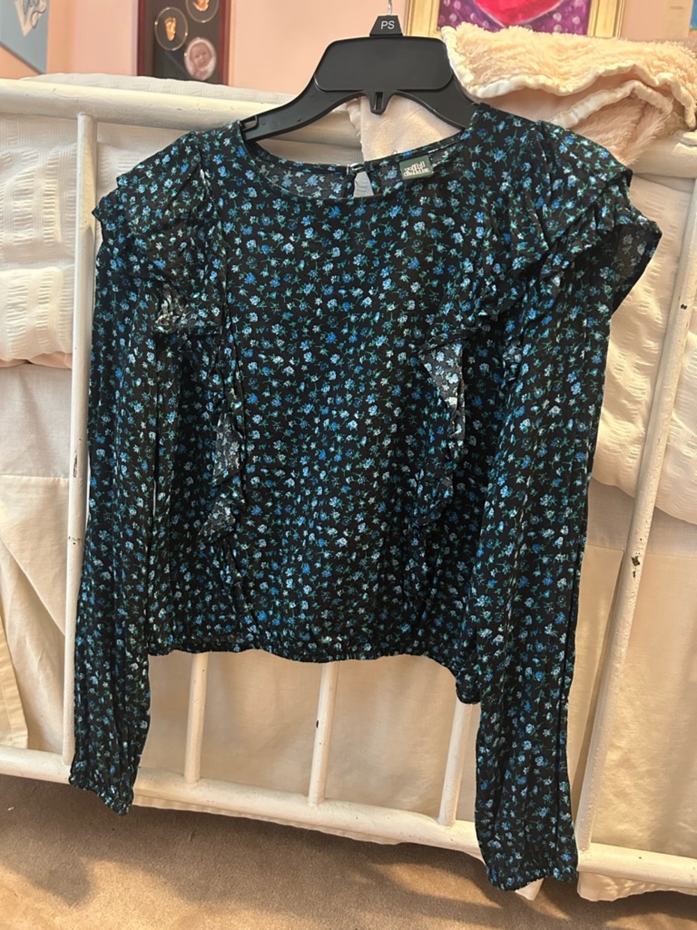 wild fable Black Floral Ruffle Long-Sleeve Blouse